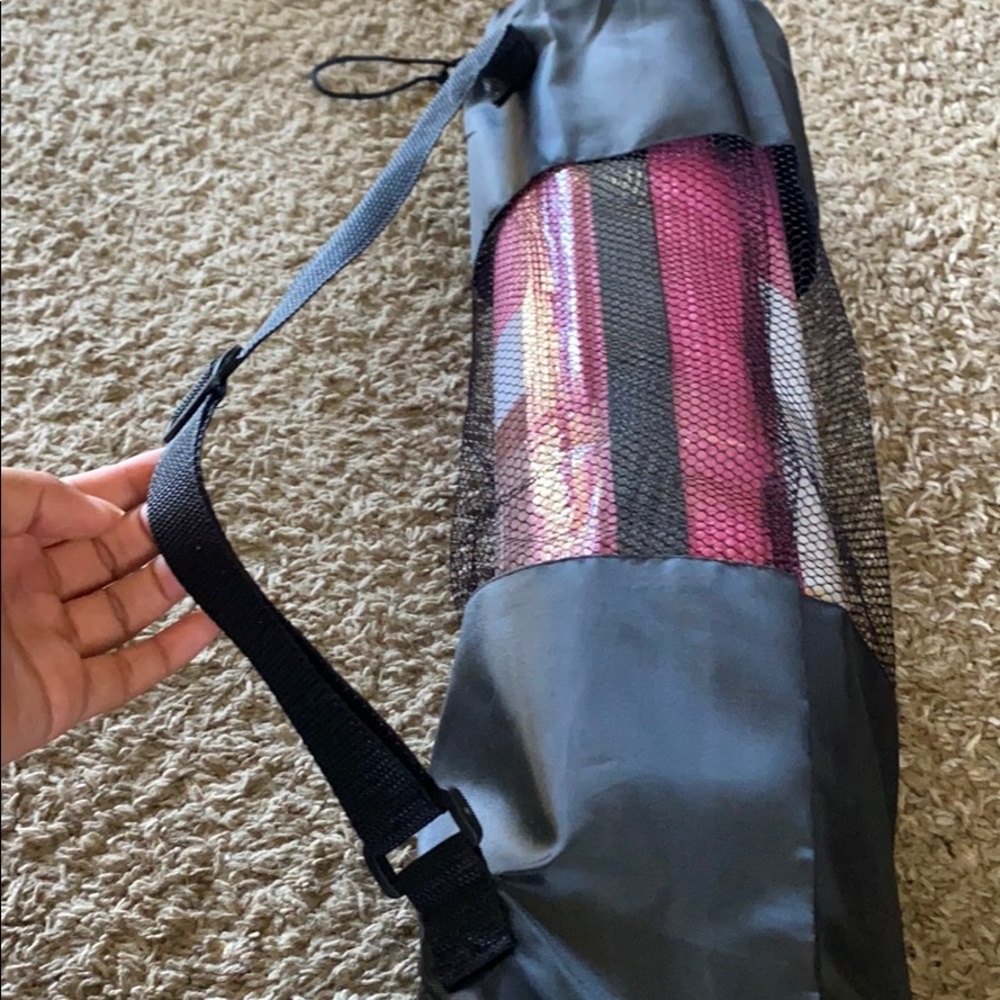 Fitness Guru yoga mat in pink & purple - Picture 6 of 7